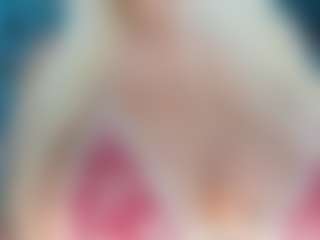adrianna777's Live Sex Cam Show