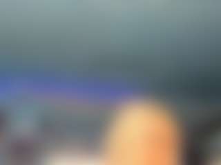 adrianna777's Live Sex Cam Show