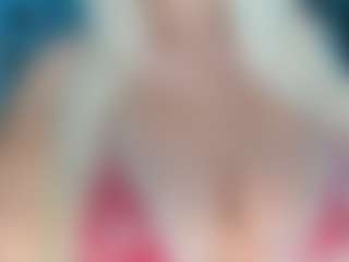adrianna777's Live Sex Cam Show
