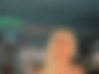 adrianna777's Live Sex Cam Show