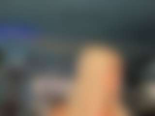 adrianna777's Live Sex Cam Show