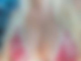 adrianna777's Live Sex Cam Show
