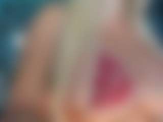 adrianna777's Live Sex Cam Show