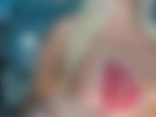 adrianna777's Live Sex Cam Show