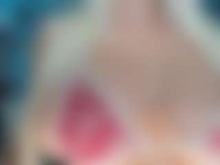 adrianna777's Live Sex Cam Show