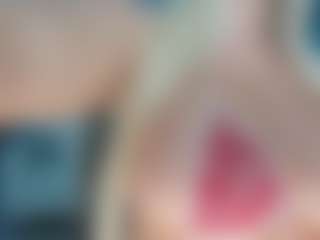 adrianna777's Live Sex Cam Show