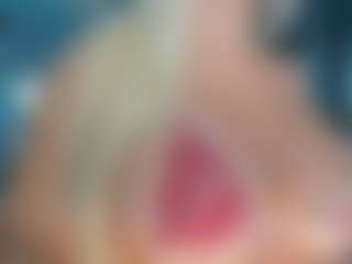 adrianna777's Live Sex Cam Show