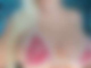 adrianna777's Live Sex Cam Show
