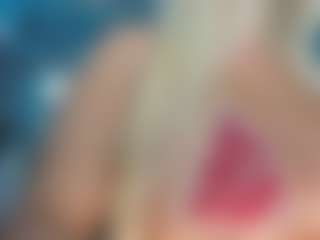 adrianna777's Live Sex Cam Show
