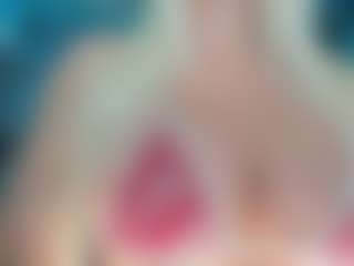 adrianna777's Live Sex Cam Show