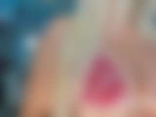 adrianna777's Live Sex Cam Show