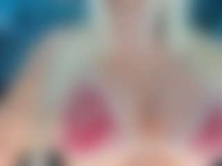 adrianna777's Live Sex Cam Show