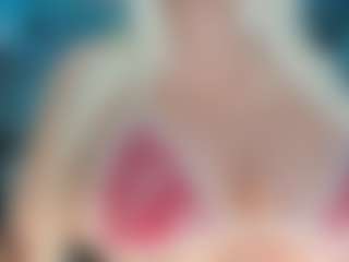 adrianna777's Live Sex Cam Show