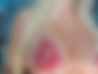 adrianna777's Live Sex Cam Show