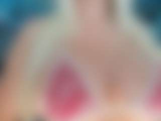 adrianna777's Live Sex Cam Show