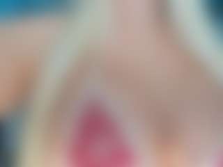 adrianna777's Live Sex Cam Show