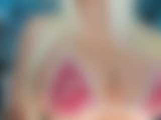 adrianna777's Live Sex Cam Show