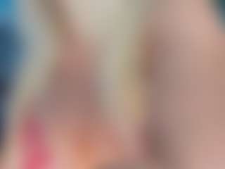 adrianna777's Live Sex Cam Show