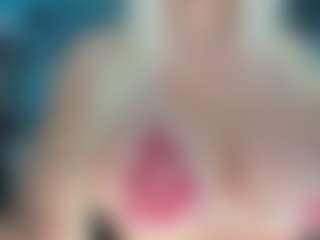 adrianna777's Live Sex Cam Show