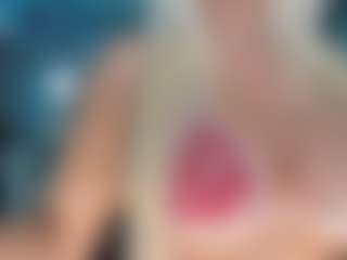 adrianna777's Live Sex Cam Show