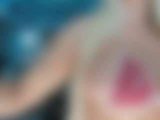 adrianna777's Live Sex Cam Show