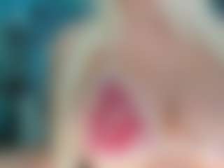 adrianna777's Live Sex Cam Show