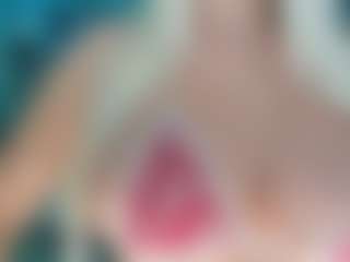 adrianna777's Live Sex Cam Show
