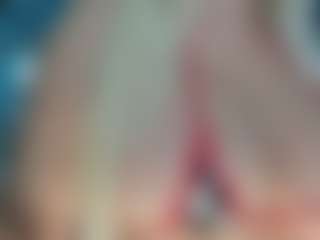 adrianna777's Live Sex Cam Show
