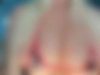 adrianna777's Live Sex Cam Show