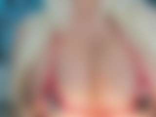 adrianna777's Live Sex Cam Show
