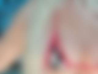 adrianna777's Live Sex Cam Show