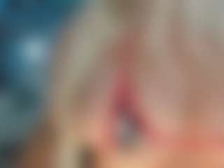 adrianna777's Live Sex Cam Show