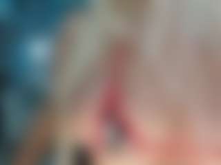 adrianna777's Live Sex Cam Show