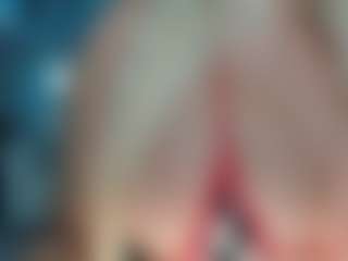adrianna777's Live Sex Cam Show