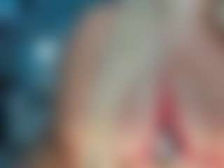 adrianna777's Live Sex Cam Show