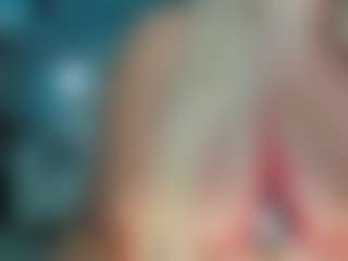 adrianna777's Live Sex Cam Show