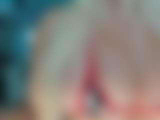adrianna777's Live Sex Cam Show
