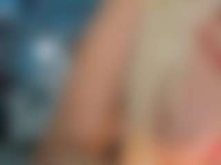 adrianna777's Live Sex Cam Show