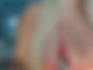 adrianna777's Live Sex Cam Show