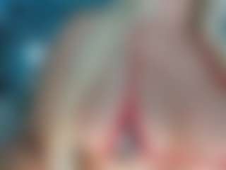 adrianna777's Live Sex Cam Show