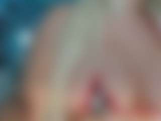 adrianna777's Live Sex Cam Show