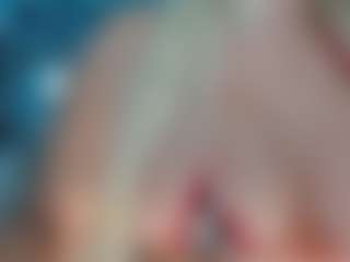 adrianna777's Live Sex Cam Show
