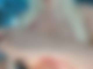 adrianna777's Live Sex Cam Show