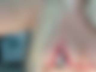 adrianna777's Live Sex Cam Show