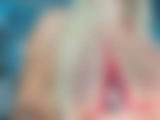 adrianna777's Live Sex Cam Show