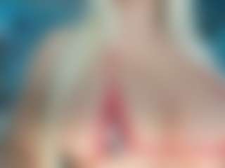adrianna777's Live Sex Cam Show
