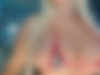 adrianna777's Live Sex Cam Show