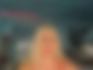 adrianna777's Live Sex Cam Show