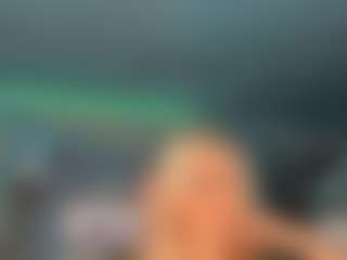 adrianna777's Live Sex Cam Show