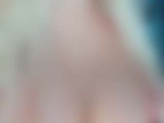 adrianna777's Live Sex Cam Show